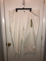 NWT CODE BLEU Womens Plus 24W Andrea Cropped Capri WHITE Jeans Retails 65 - $11.87