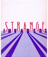 1983’s STRANGE INVADERS original press kit. 1950’s-style alien take over... - $572.04 MXN