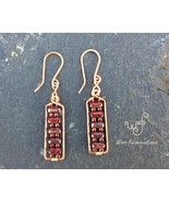 Handmade copper earrings: rectangles wire wrapped with red glass brick b... - €23,11 EUR