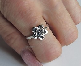 Oxidized Sterling Silver Rose Ring - Sweet Flower Design - $323.88 MXN