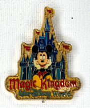 Disney 2000  WDW  Mickey Mouse In Front Of Gold Magic Kingdom Castle Pin... - $14.95