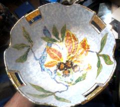 Vintage Italy #148 Serving Bowl 10&quot; Glazed Hand Painted Gold Gilt Handles - $79.98