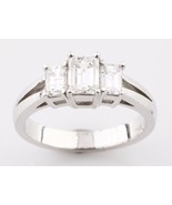1.36 carat Emerald Cut 3-Stone Diamond 18K White Gold Engagement Ring Si... - $74,847.94 MXN