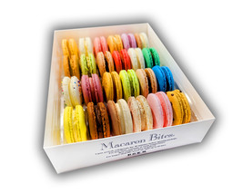 Vanilla Macaron Cookies Gift Box - 24 Count - £31.89 GBP