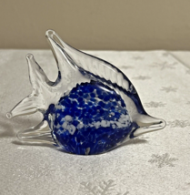 Murano Style Art Glass Angel Fish Figurine/Paperweight Blue and White - $276.80 MXN