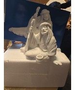 Avon Nativity Collectibles THE POOR MAN White Porcelain Figurine 1990 In... - $276.34 MXN