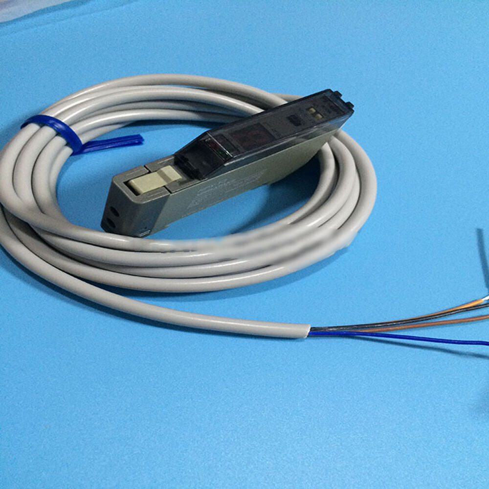 New Yamatake HPX-T3 Azbil Photoelectric Sensor - $165.00