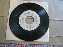 2 Robin Lane and the Chartbusters 45s 45 Record Solid Rock Dont Cry Don&#39;t - $8.96