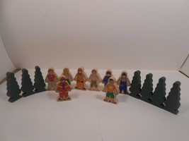 Lot of Kidkraft Wooden People and Trees - £8.89 GBP