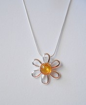 Baltic Amber Sterling Silver Flower Pendant on 18in 925 Sterling Silver Chain - £39.08 GBP