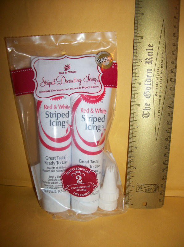 Wilton Food Craft Kit Cake Decorating Frosting Tips Red And White Stripe... - $2.84