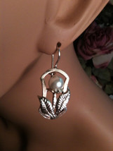6mm Natural Pearl Flower Design Dangle Earrings Snap at Back 925 Sterlin... - $49.00
