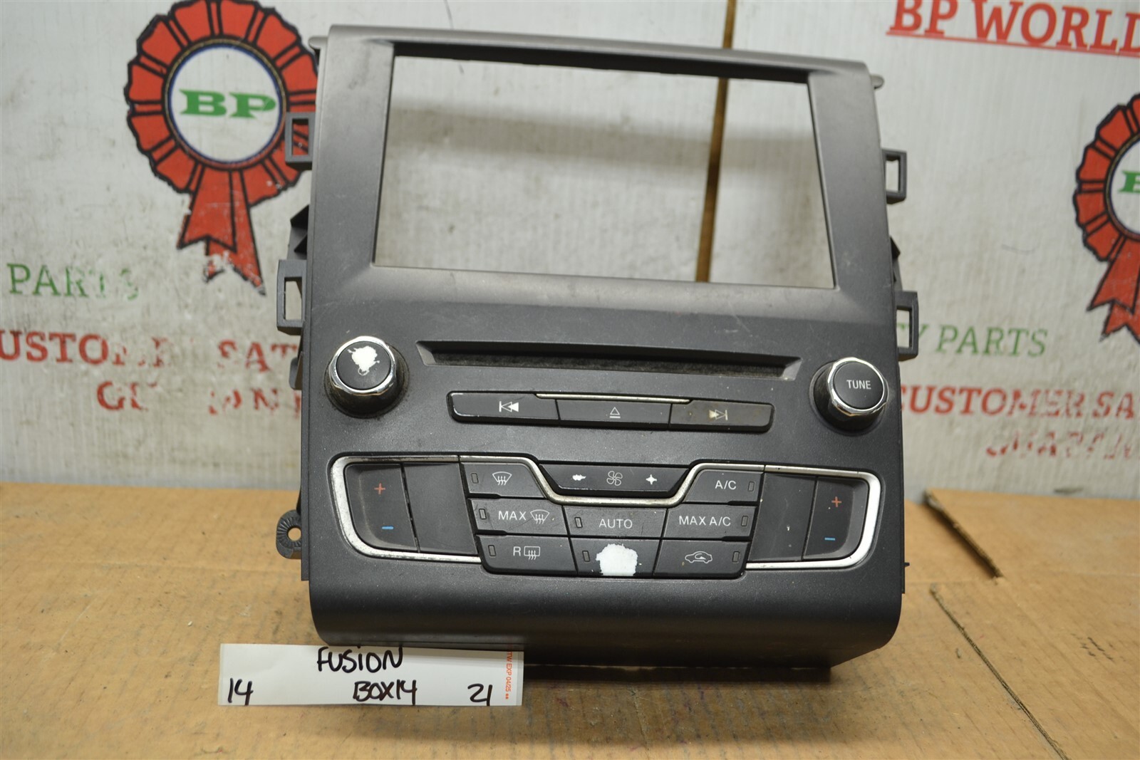 2017 Ford Fusion AC Climate Control Radio HS7T18E245AGA Panel 21-14 Bx 14 - $71.53