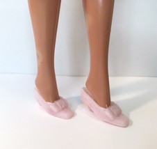 Vtg Barbie Francie Clone Dolls ~ Pastel Pink Shoes Marked HK for Hong Kong - £8.79 GBP