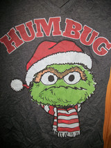 Sesame Street Girl Clothes Medium Christmas Holiday Tee Shirt Top Humbug Oscar - £9.73 GBP