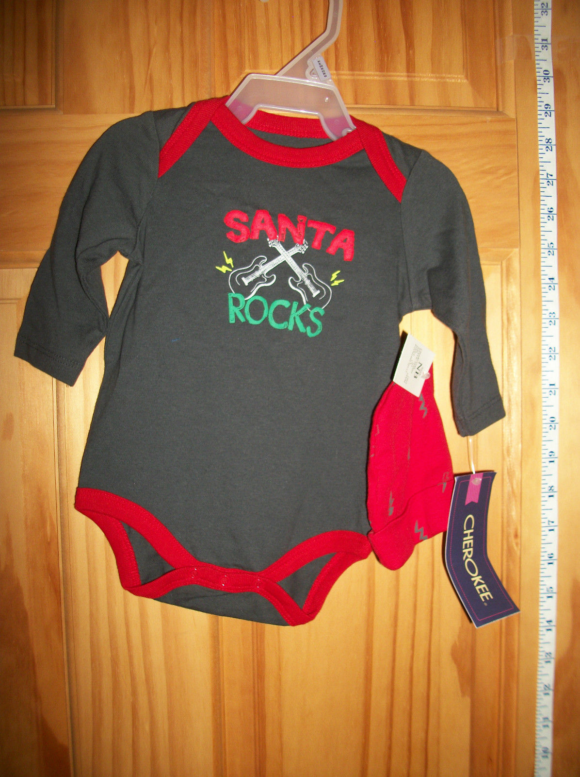 Fashion Holiday Baby Clothes Newborn Cherokee Santa Rocks Christmas Bodysuit Hat - $11.39