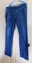 Wrangler Men’s 47MWZPW Regular Fit, 40x36; in nearly new condition.   - $25.00