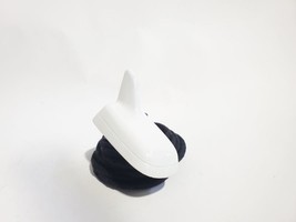 White Shark Fin Antenna OEM 2009 Audi TT - $456.49 MXN
