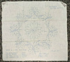 Vintage Mid Century Lee Wards Stamped Embroidery Pillow Pattern Floral Wreath - £15.82 GBP