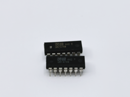 2X DM7474N NSC Dual D Type Positive Edge Triggered Flip Flop Preset Clea... - $4.00