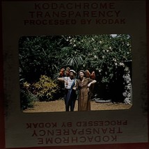35mm Slide Kodachrome Red Border Slide Couple With Parrots 1950s - $115.83 MXN