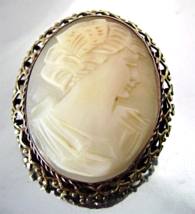 Vintage Carved Shell Cameo Brooch Pendant Brass Filigree Frame Italy 1940&#39;s - £30.59 GBP