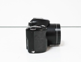 Samsung WB2100 16.4MP Digital Camera image 9