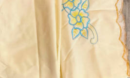 Vtg Set of Embroidered Pillowcases Yellow & Blue Floral Scalloped Edge 27" x 19" image 7