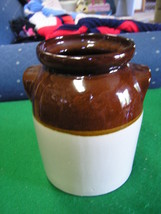 Great Collectable  Roseville,Ohio Pottery Double Handle BEAN POT ....SALE - $13.86