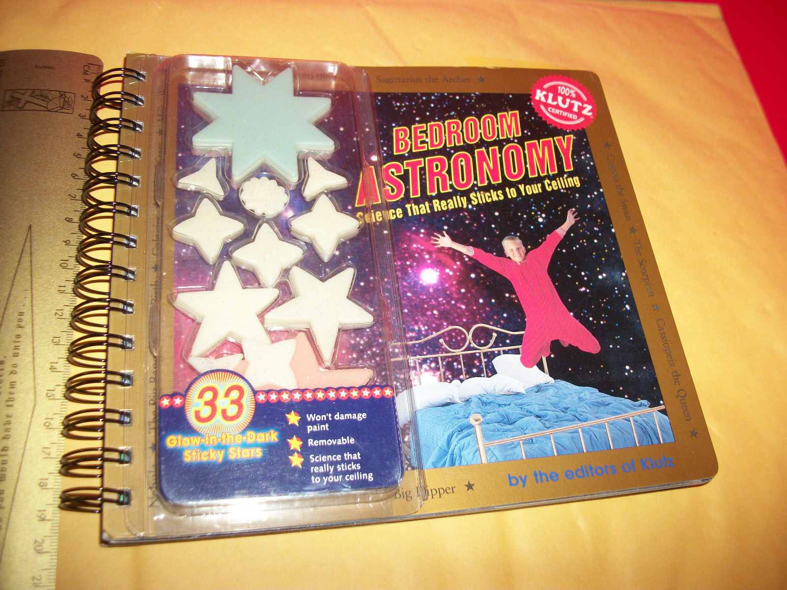Klutz Activity Set Book Bedroom Astronomy Science Fun Glow-In-The-Dark Stars Kit - $12.00