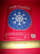 Craft Holiday Needle Treasures Kit Snowflake Pillow Christmas Cross Stit... - £22.41 GBP