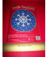 Craft Holiday Needle Treasures Kit Snowflake Pillow Christmas Cross Stit... - $28.49