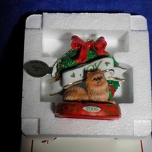 2006 Danbury Mint Pomeranian Christmas Joy Ornament Dog In Wreath - Mib - £23.88 GBP
