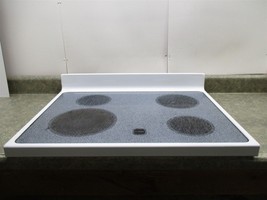 WHIRLPOOL RANGE COOKTOP SCRATCHES PART # 8187851 - £150.60 GBP