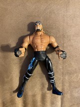 1999 ToyBiz WCW NWO Grip N Flip Hollywood Hulk Hogan Wrestling Action Figure - $12.19