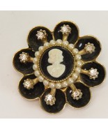 Coro Pegasus Cameo Seed Pearl and Rhinestone Brooch 1-1/2&quot; Dia - $23.38 CAD