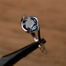925 Sterling Silver Lab-Created Alexandrite Round Cut Women Handmade Ring - £35.88 GBP