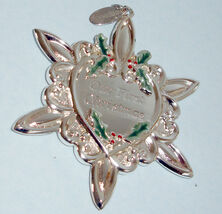 Gorham Our First Christmas Silverplate Heart Ornament Holly &amp; Berry 2005... - $13.66 CAD