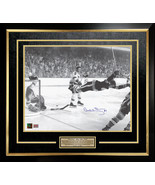 Bobby Orr &quot;The Goal&quot; Signed 16x20 Framed Photo - Boston Bruins - £338.13 GBP