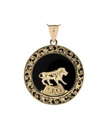 10K or 14K Yellow Gold &amp; Onyx Leo Zodiac Pendant - €717,32 EUR+