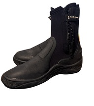 Fourth element amphibian boots eu size 43 used once - $137.15 CAD