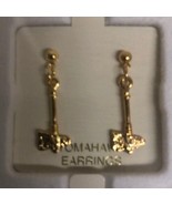 TOMAHAWK 14 KT Gold Overlay Pair Earrings   NEW - £6.45 GBP