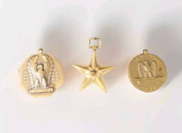 (3) Vtg US Army Medals Bronze Star Soldiers Good Conduct Valor WWII Vietnam - £45.67 GBP