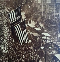 Parade In New York For Armistice War Treaty 1920s WW1 NYC Military GrnBin2 - $39.99