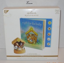 Hallmark Keepsake 2010 &quot;A Gift For The Baby&quot; Interactive Book Ornament Set Rare - £38.38 GBP