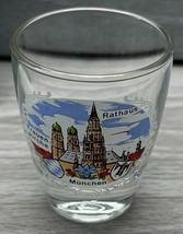 Munchen Germany Shot Glass Vintage Rathaus Frauen Kirche City View - $14.98