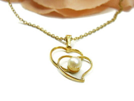 18&quot; 14K Yellow Gold Filled Necklace Pearl Double Heart Pendant Chain Love - £35.18 GBP
