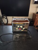 Disney Collectible VillaWare Mickey Mouse Toaster V5555-11 Mornin' Music... - $21.95