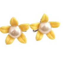 Yellow Sunflower Vintage 70s Faux Pearl Clip On Screw Back Earrings - $9.89