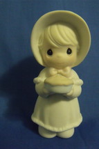 Precious Moments Girl with a Pie Figurine 3 inches tall - £7.79 GBP
